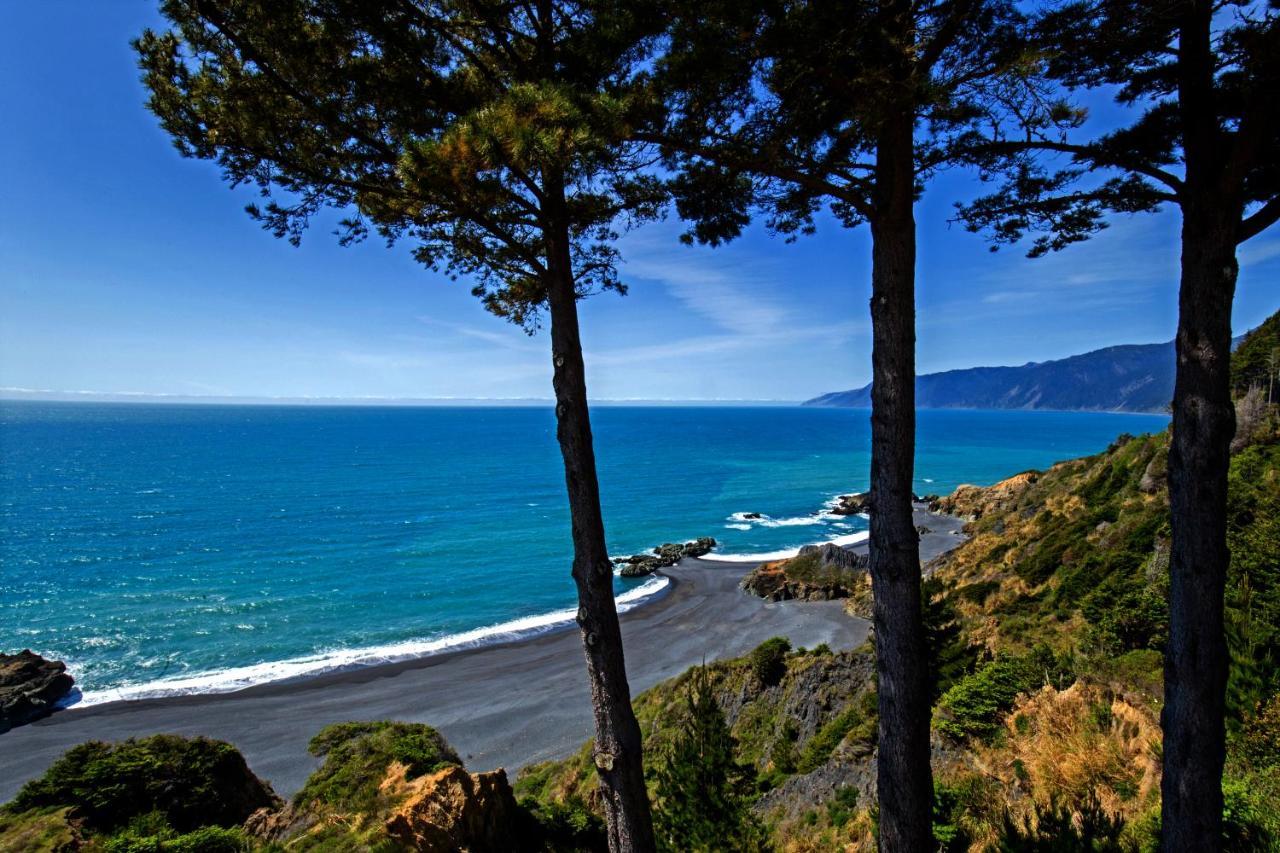 Amazing Oceanview 2 Bedroom Oceanfront! By Oceanviewhottubs Shelter Cove, Ca Tesla Ev Station 外观 照片