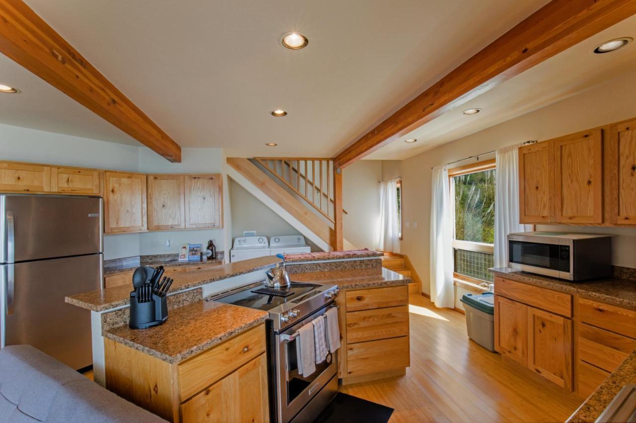 Amazing Oceanview 2 Bedroom Oceanfront! By Oceanviewhottubs Shelter Cove, Ca Tesla Ev Station 外观 照片