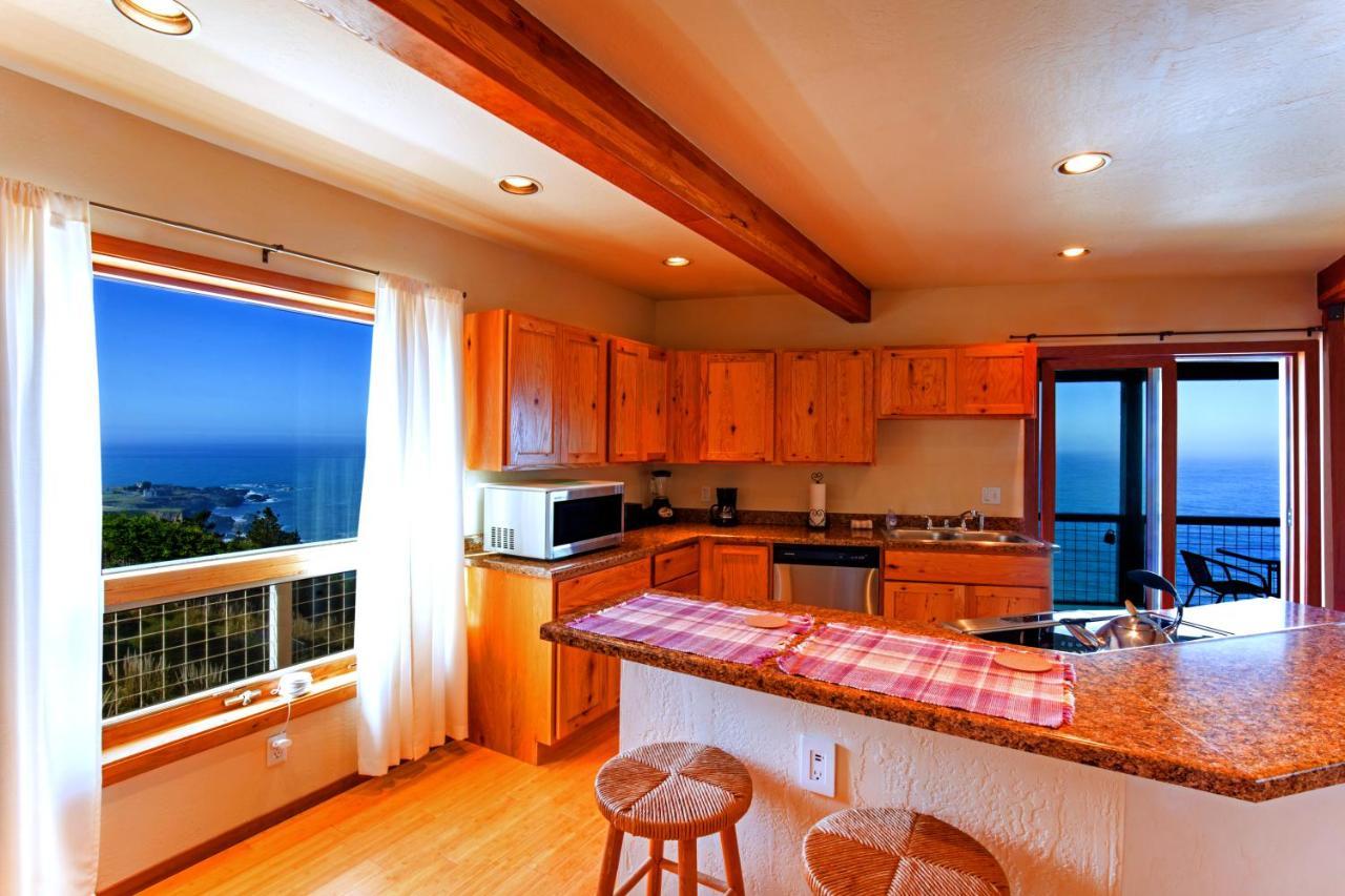 Amazing Oceanview 2 Bedroom Oceanfront! By Oceanviewhottubs Shelter Cove, Ca Tesla Ev Station 外观 照片